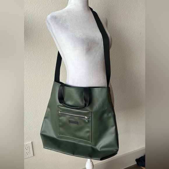 Green Tote Bag with Black Straps - Picture 1 of 14